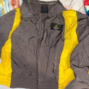 Womens Small Jordan Windbreaker